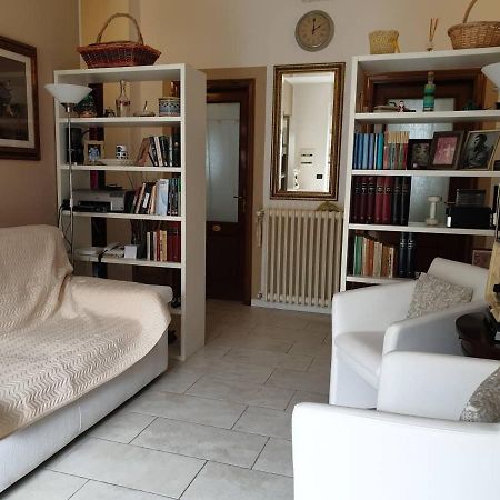 Dueterre Room & Host Fornole Екстериор снимка