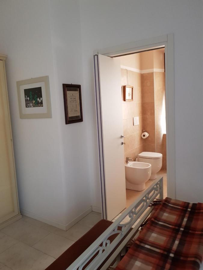 Dueterre Room & Host Fornole Екстериор снимка